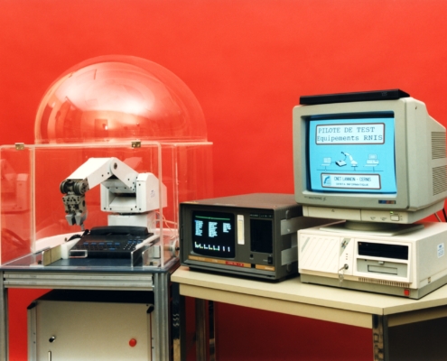 1990RobotEssaisCERNISn02