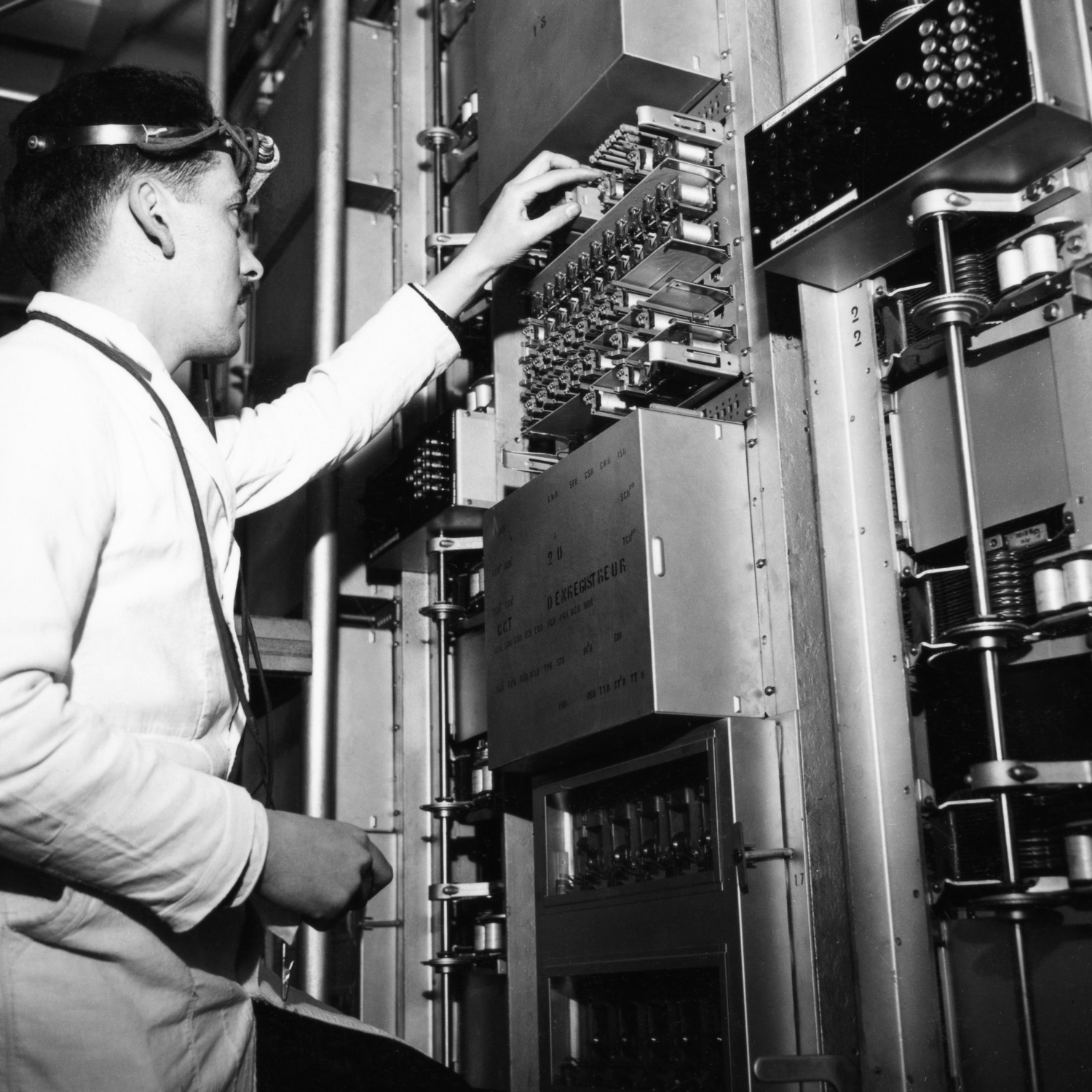 1956.02NodalDaboutArriveeRotary7A1Num3330.130
